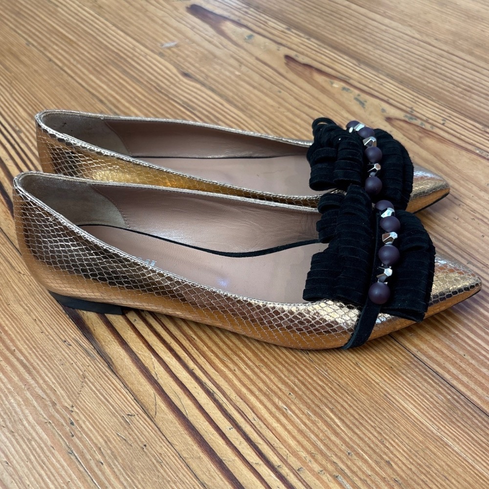 Pollini Pointed‎ Toe Flats Women Gold Good Snakeskin Fringe Suede SIZE 38.5 - Picture 2 of 5